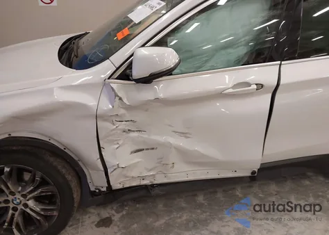 2016 BMW X1 xDrive28I из США, поврежденный, VIN WBXHT3C35G5E52420